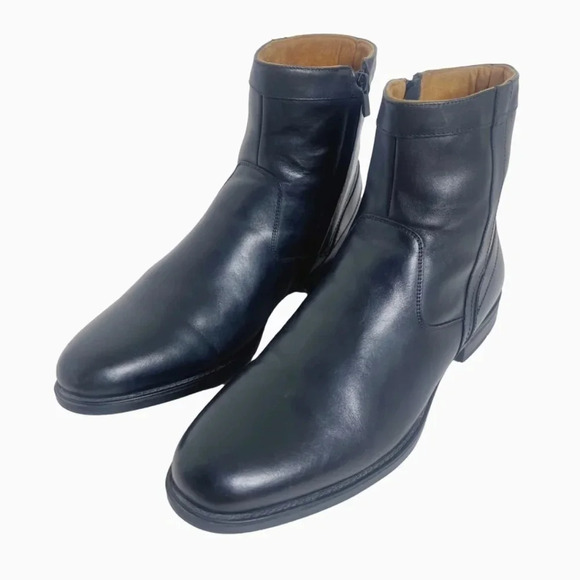 SOLD Florsheim Men's Black Leather Medfield Plain Toe Zip Boot - Picture 2 of 9